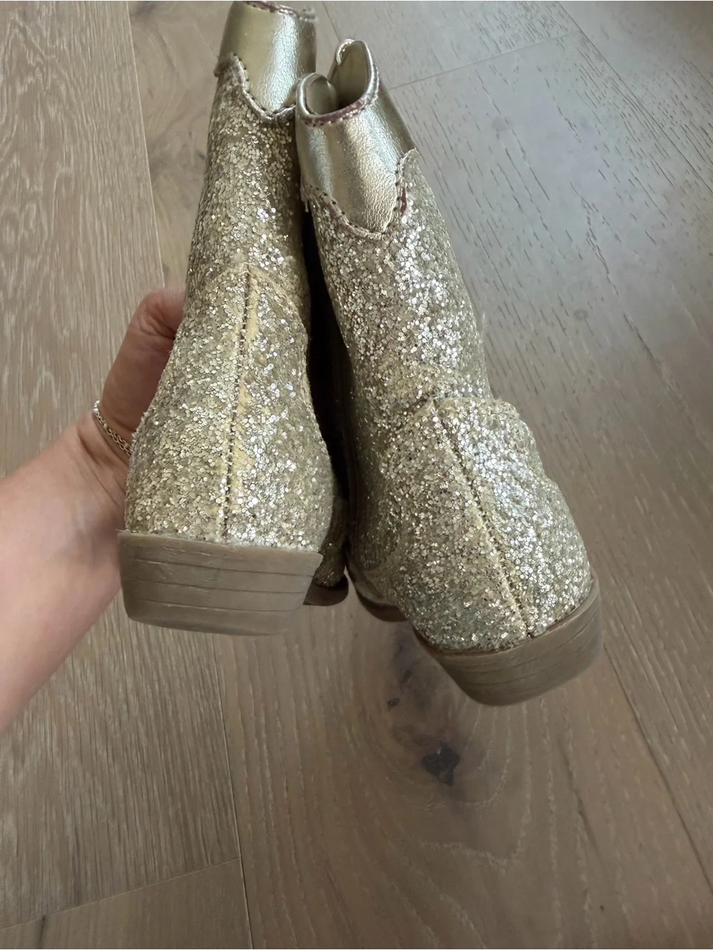 Cat&Jack Gold Glitter Heart Cowboy Boots, toddler size 9